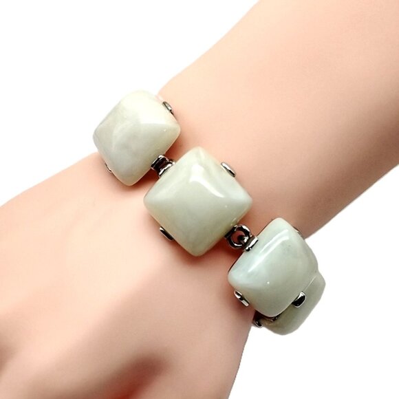 Hutton Wilkinson White Puffy Square Link Toggle Bracelet - Picture 3 of 13